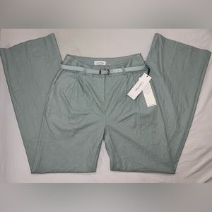 NEW Calvin Klein Women’s Suit Pants with belt size 2